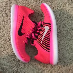 Flyknit Nike sneakers